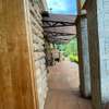 5 Bed House with Garden in Nyari thumb 1