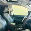 Nissan Xtrail Newshape pearl white thumb 3