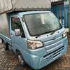 Daihatsu hijet pickup closed body on sale thumb 4