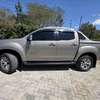 Local unit isuzu Dmax cab thumb 4
