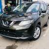 Nissan x-trail with sunroof thumb 1