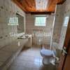 4 Bed House with En Suite in Gigiri thumb 5