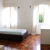 4 Bed House with En Suite in Gigiri thumb 6