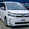 Toyota Voxy HYBRID white 2019 thumb 7