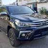 Toyota Hilux double cabin black 2018 thumb 1