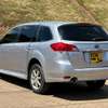 Subaru legacy thumb 3