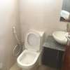 2 Bed House with En Suite in Nyari thumb 8