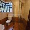4 Bed House with En Suite in Rosslyn thumb 10