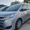 Toyota Noah silver 8 seater 2wd thumb 5