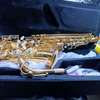 Saxophone Alto Doré Brillant avec Étui et Accessoires thumb 2