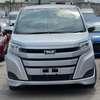 TOYOTA NOAH thumb 8