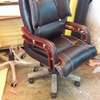 Executive Leather High Back Chair thumb 2