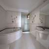 4 Bed Apartment with En Suite in Kizingo thumb 5