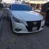 2015 model  Toyota crown athlete thumb 5