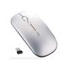 wirelss rechargeable mouse thumb 2