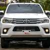 2016 Toyota Hilux double cab thumb 2