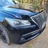 TOYOTA CROWN WITH SUNROOF thumb 12