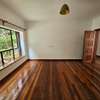 5 Bed Townhouse with En Suite in Lavington thumb 13