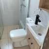 1 Bed Apartment with En Suite in Westlands Area thumb 9