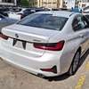 BMW 320i thumb 0