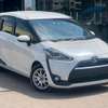 TOYOTA SIENTA, HIRE-PURCHASE ACCEPTED. thumb 9