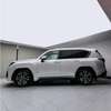 Lexus LX600 2022 Sport White thumb 3