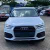 Audi Q3 White SUV Smooth Performance thumb 4
