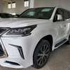 Lexus lX 570 thumb 3