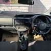 Toyota vitz thumb 10
