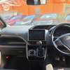 Toyota voxy thumb 3