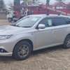 Mitsubishi Outlander sunroof thumb 6