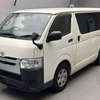 TOYOTA HIACE 7L 2019 AUTO DIESEL thumb 0