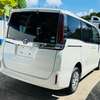 Toyota Noah 2018 thumb 7