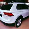 Volkswagen Tiguan white TSi 2017 thumb 9