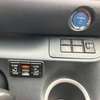 Toyota sienta hybrid thumb 9