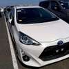 Toyota Aqua hybrid white colour 2016 model thumb 4