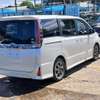 Toyota NOAH 2019 White 7-Seater Petrol Van thumb 9