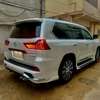 Lexus lx570 thumb 0