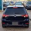 Volkswagen golf thumb 3