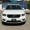 VOLVO XC40 ,2019,(WE ACCEPT HIRE PURCHASE,DEPOSIT 2M) thumb 3
