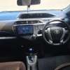 Toyota Aqua thumb 5