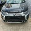 Mitsubishi Outlander thumb 6