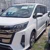 Toyota Noah WxB White Non hybrid 2018 thumb 2