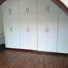 5 Bed House with En Suite at Ridgeways thumb 2