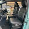 Toyota Noah green thumb 0