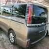 Toyota Noah hybrid grey thumb 6