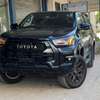 Toyota hilux thumb 1