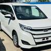 Toyota Noah 2018 thumb 0