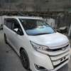 Toyota Noah  pearl thumb 0