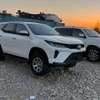 Toyota Fortuner White 2018 4x4 thumb 3